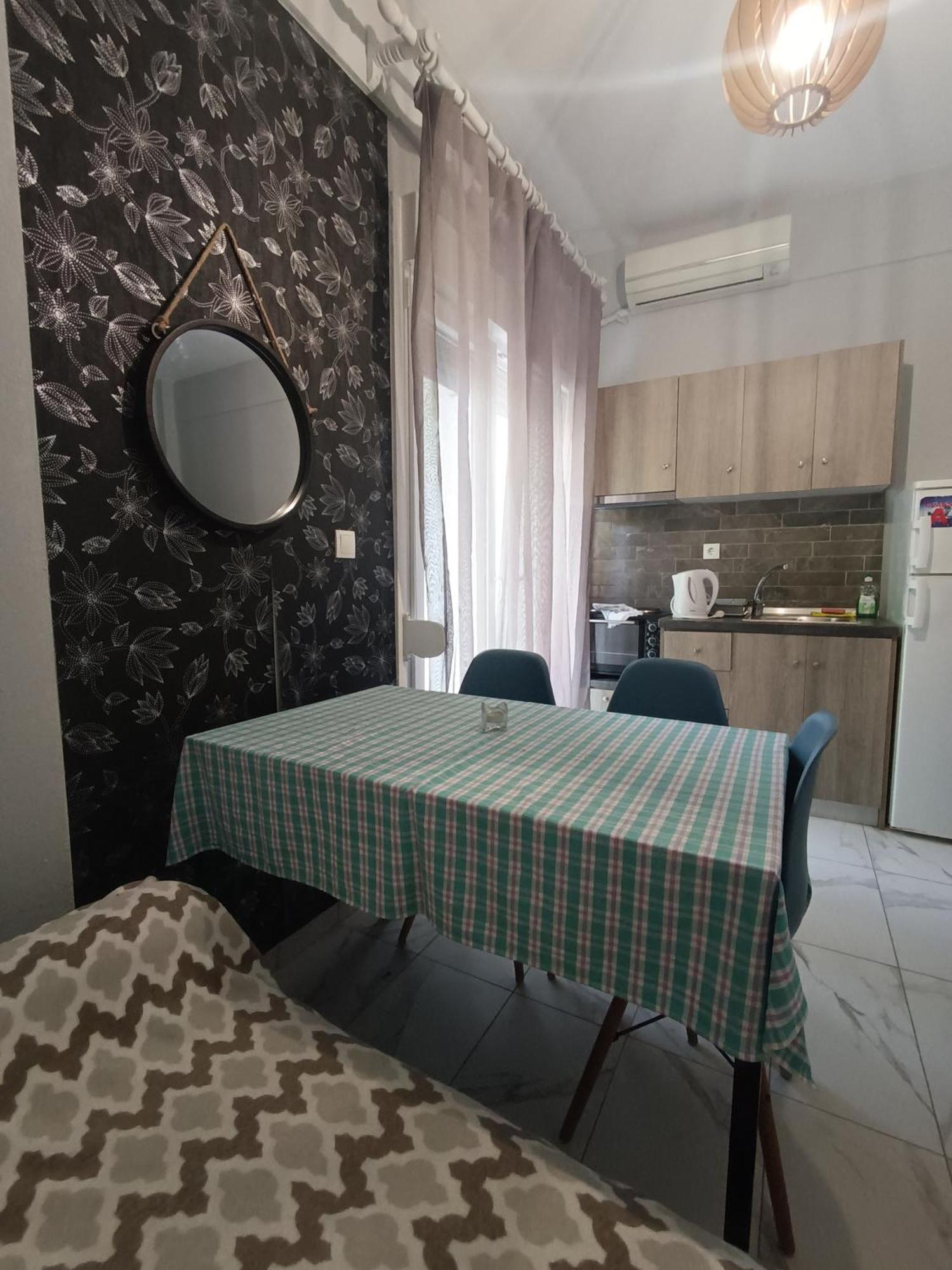 Deluxe Seaside Apartment Konstantinidis Nea Poteidaia Exterior photo