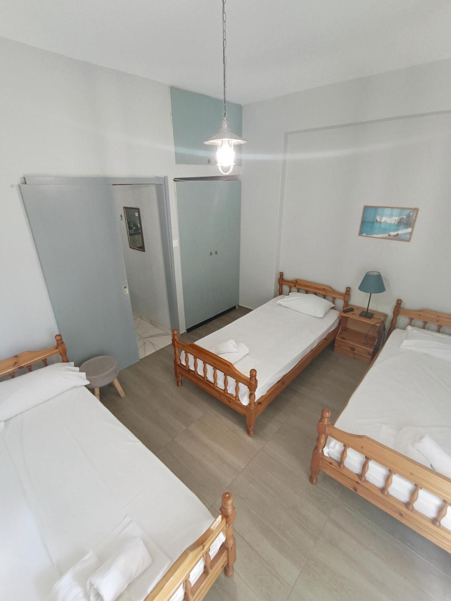 Deluxe Seaside Apartment Konstantinidis Nea Poteidaia Exterior photo